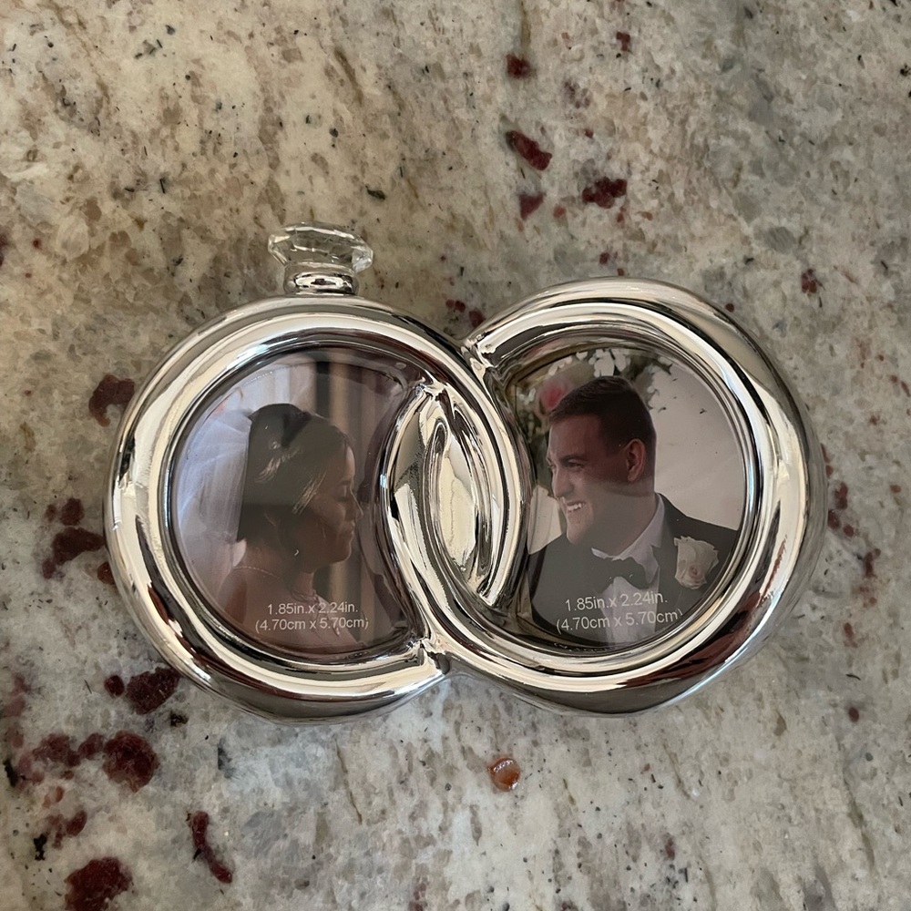 Silver Wedding Ring Double Photo Frame